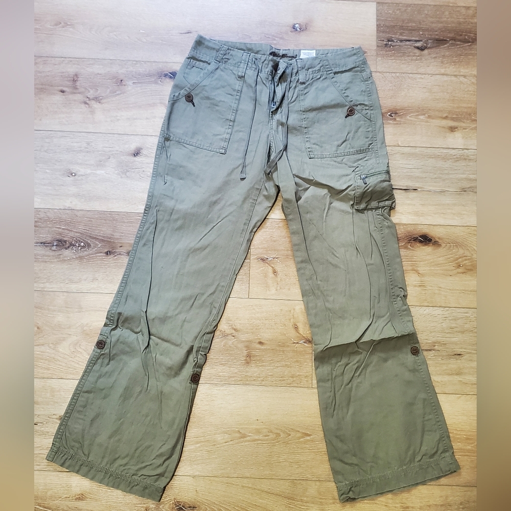 Eddie Bauer Olive Green Boot Cut Pants. Womens 4. Euc